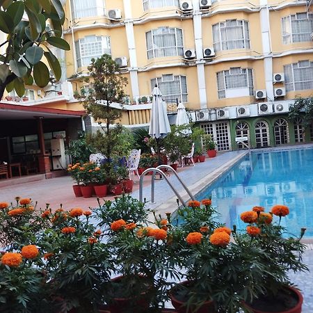 Hotel Woodland Kathmandu Exterior photo