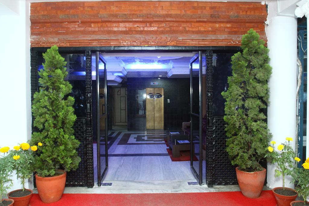 Hotel Woodland Kathmandu Exterior photo