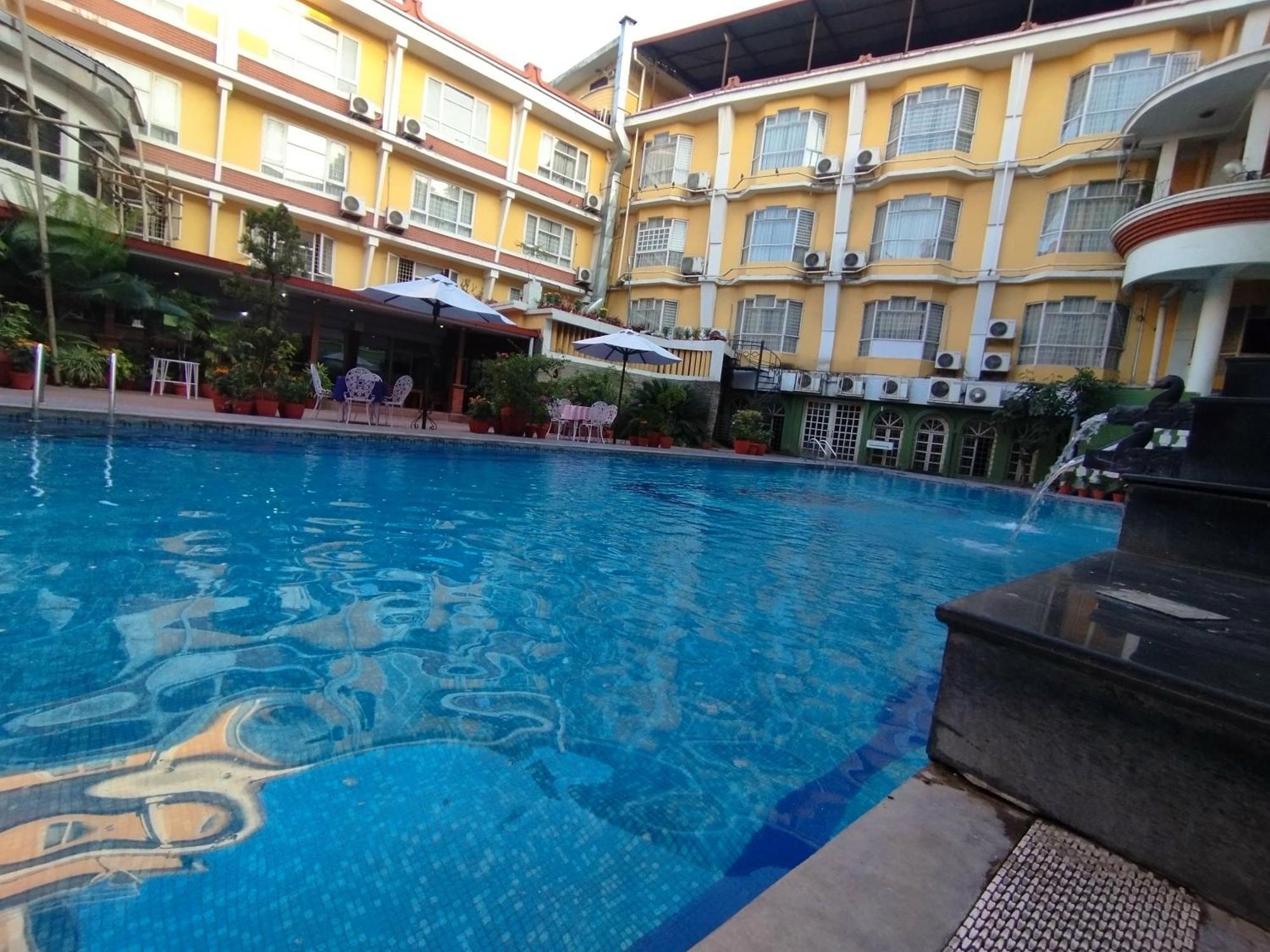 Hotel Woodland Kathmandu Exterior photo