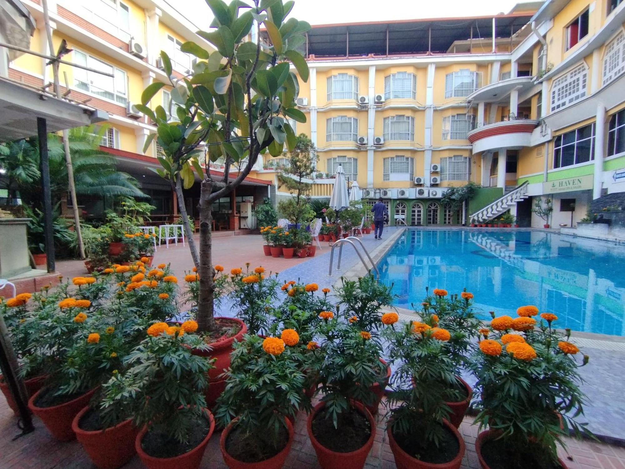 Hotel Woodland Kathmandu Exterior photo