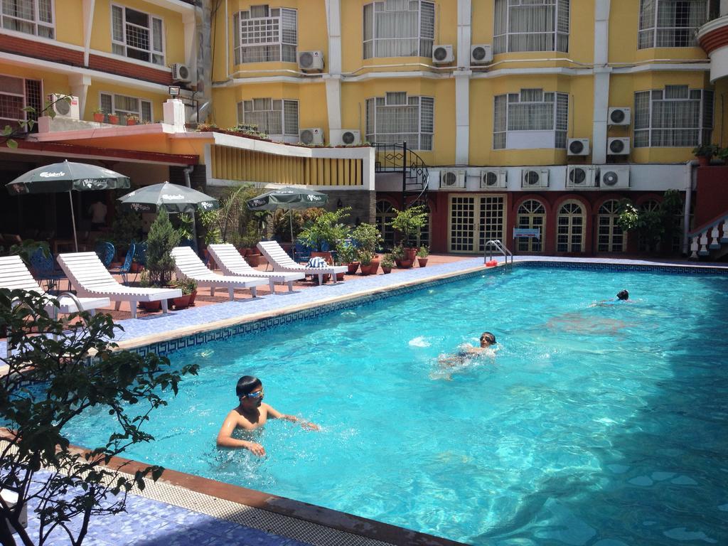 Hotel Woodland Kathmandu Exterior photo