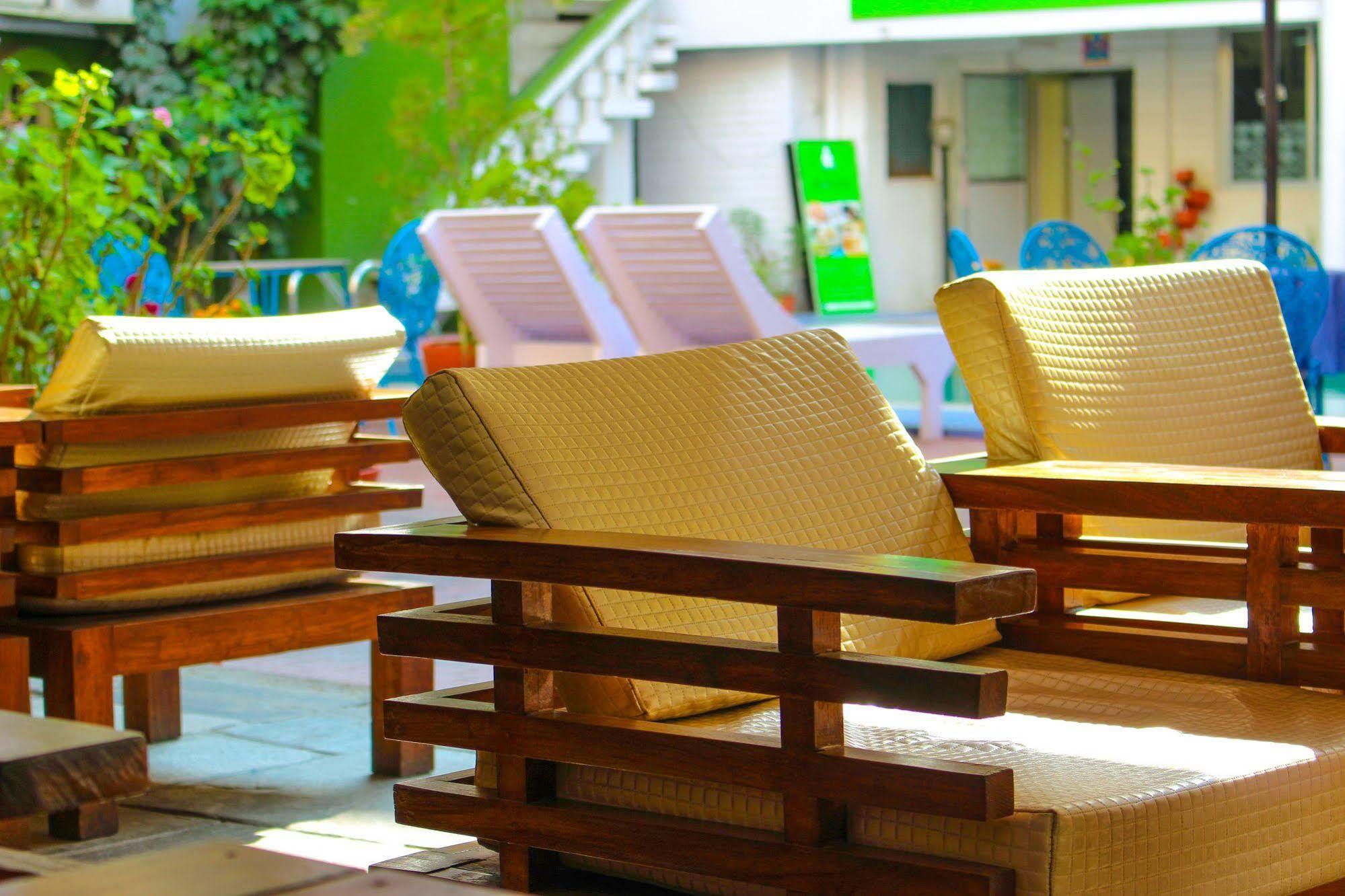 Hotel Woodland Kathmandu Exterior photo