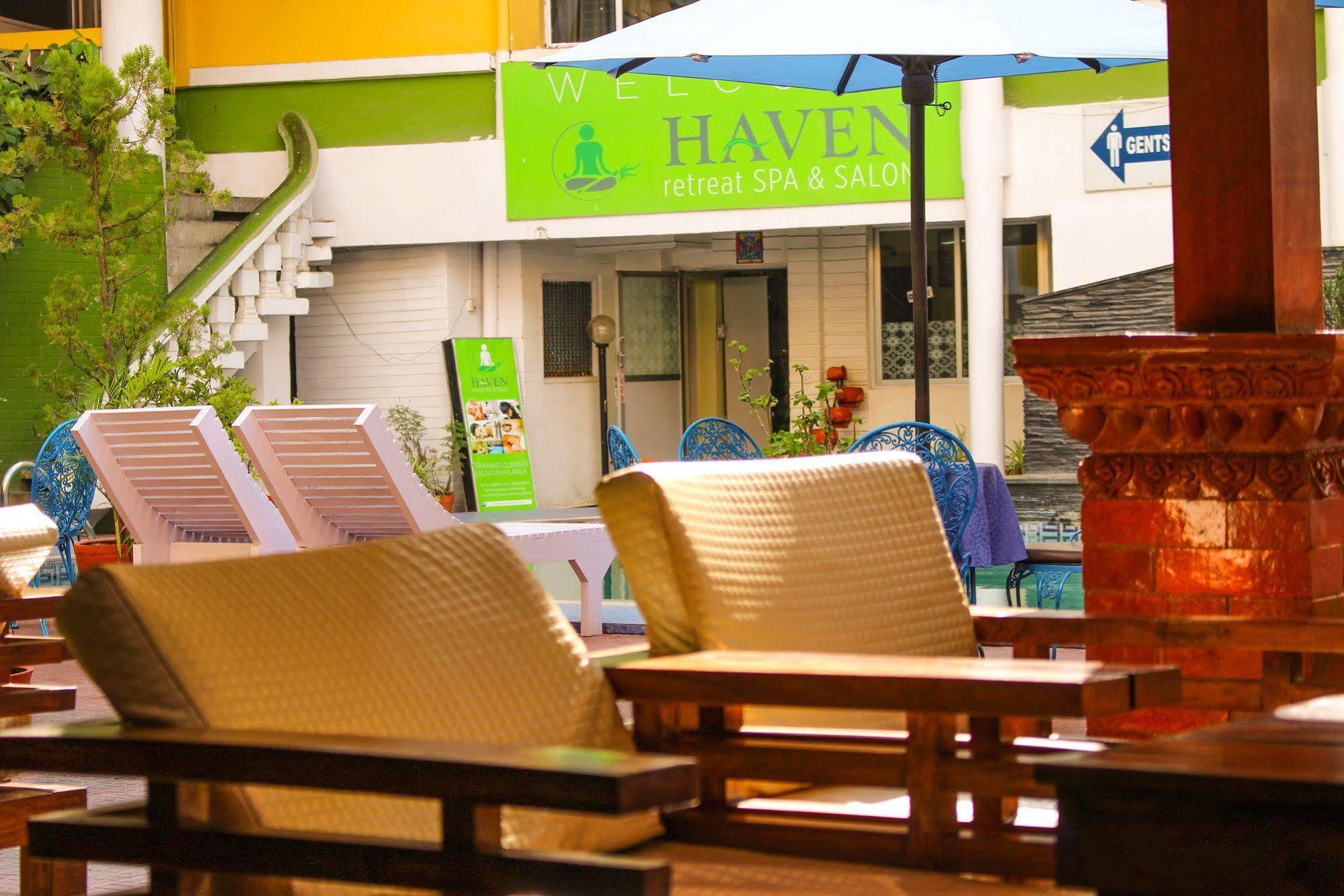 Hotel Woodland Kathmandu Exterior photo