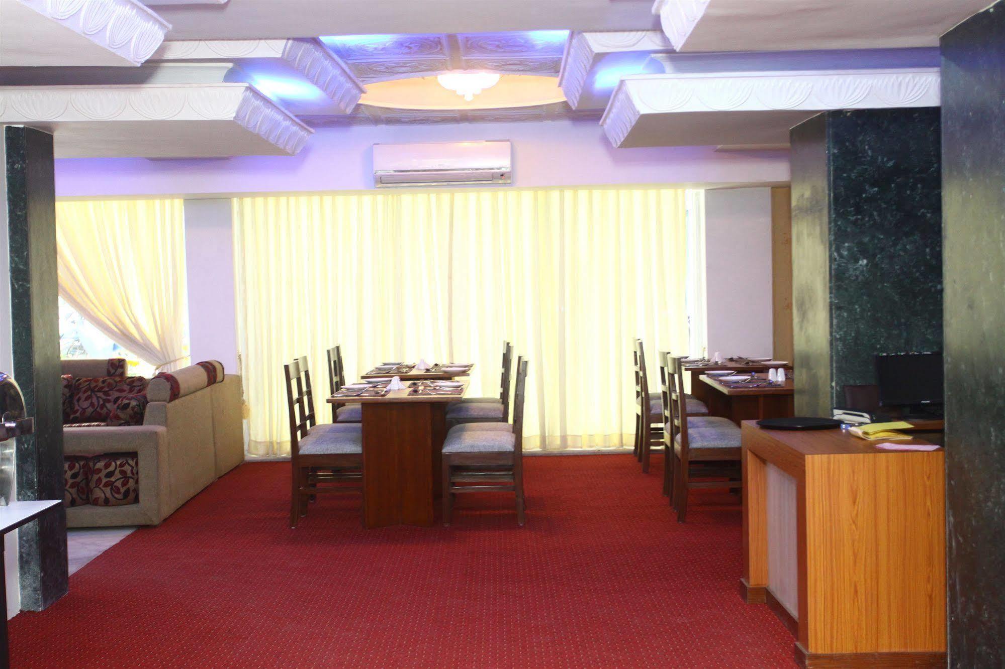 Hotel Woodland Kathmandu Exterior photo