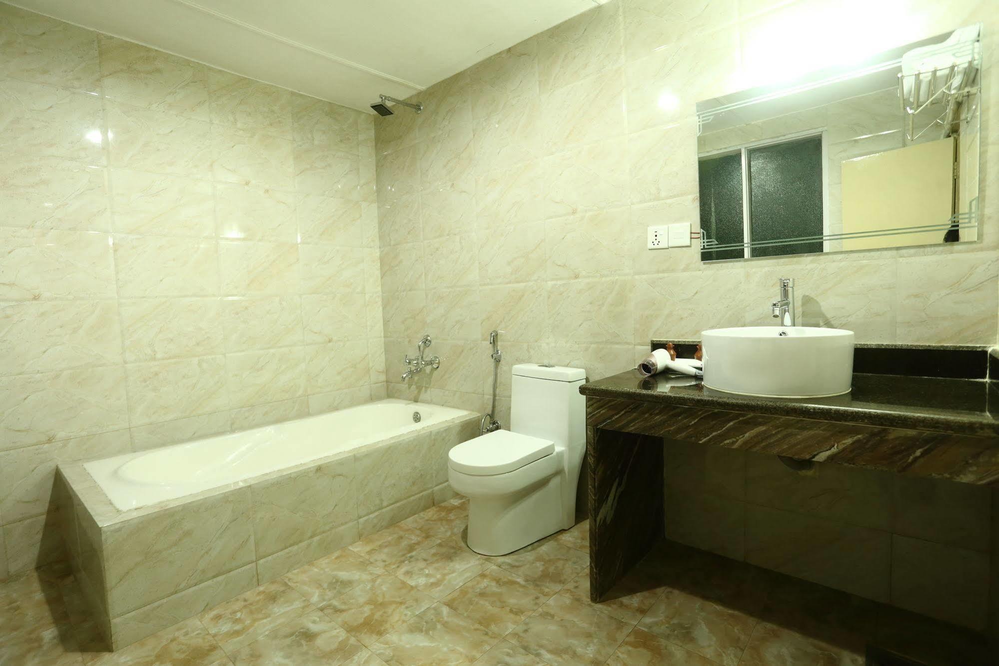 Hotel Woodland Kathmandu Exterior photo
